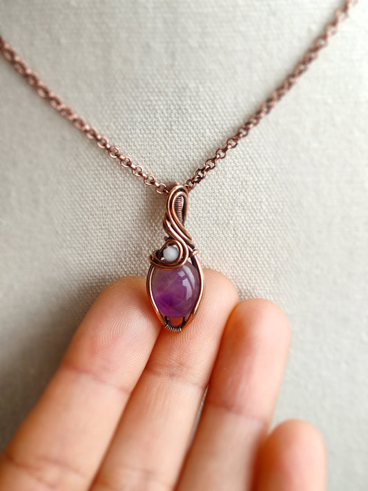 Mini Amethyst Pendant Necklace in Copper