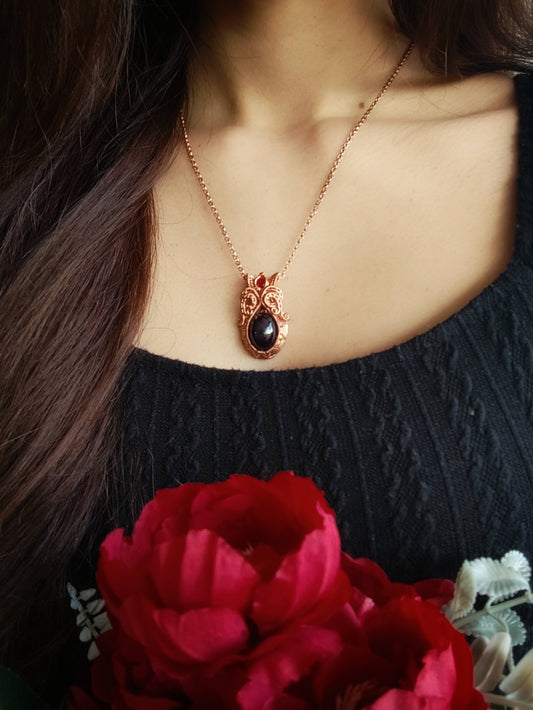 Mystical Garnet Potion Pendant in Copper