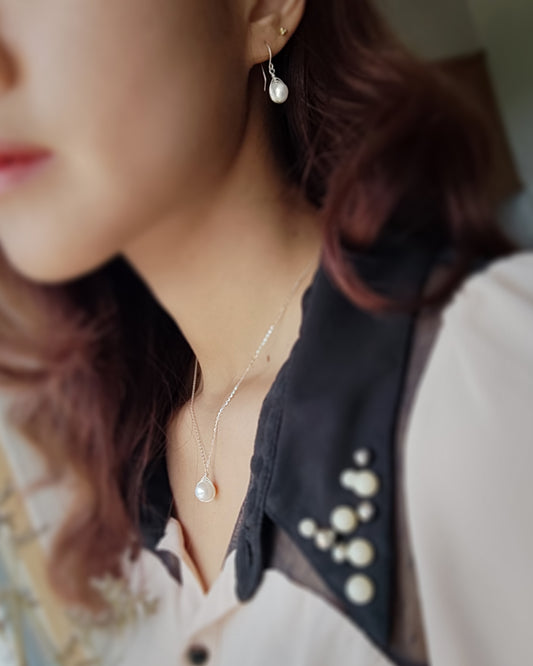 White Pearl Earrings and Necklace Set, Dainty Pearl Jewelry Set, Wedding Jewelry Set