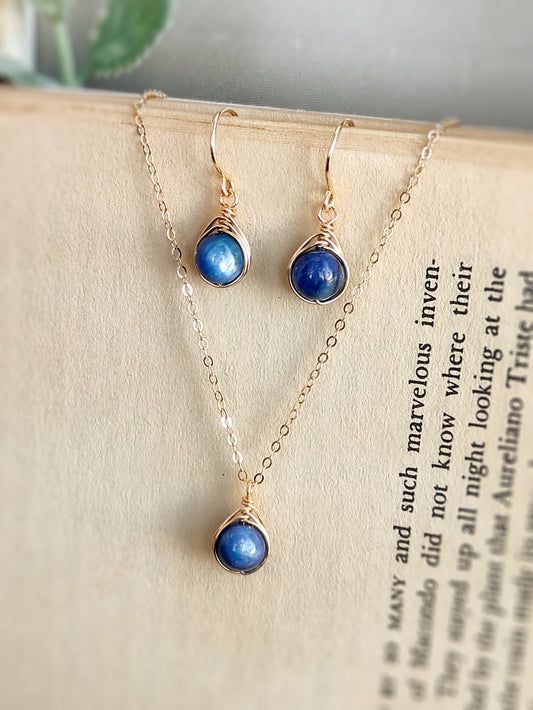 Blue Kyanite Jewelry Set, Necklace and Earrings Set (6mm stone)
