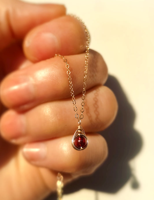 Dainty Garnet Necklace