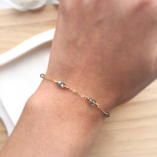Dainty Labradorite Satellite Bracelet