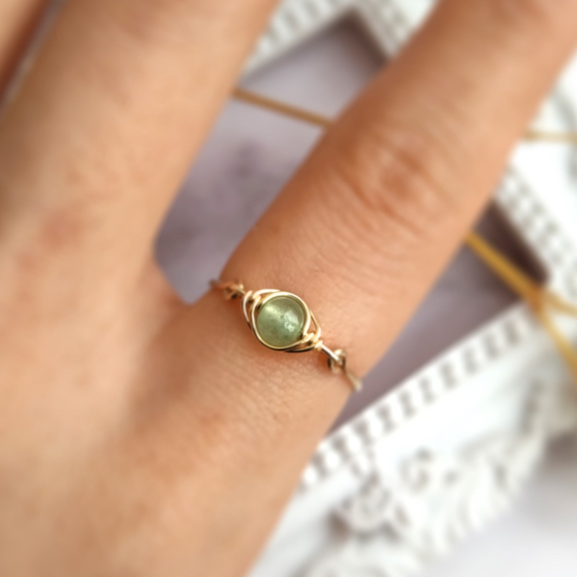 Light green jade on sale ring