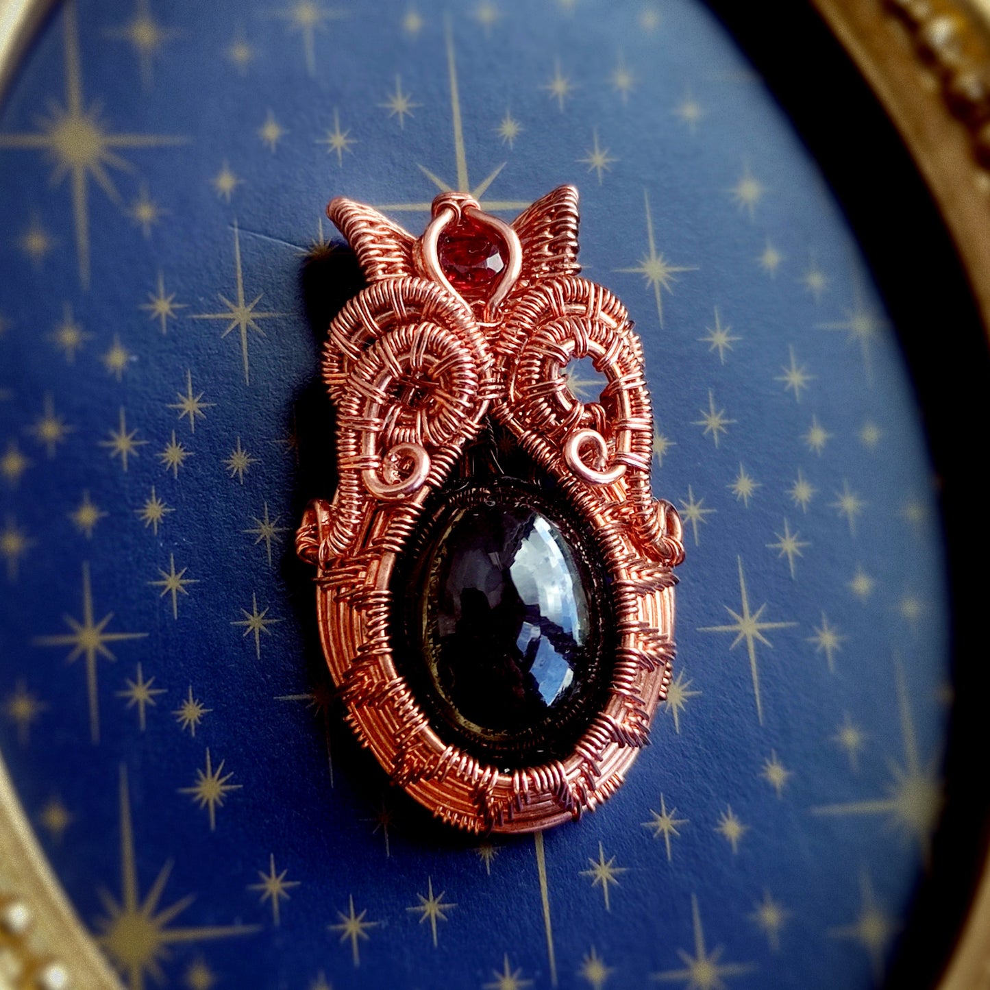 Mystical Garnet Potion Pendant in Copper